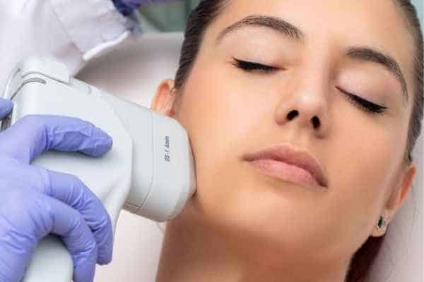 Why Do People Choose HIFU for a Non-Surgical Facelift? 1 Why do people consider HIFU Warley?